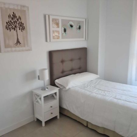 Apartamento De 3 Dormitorios Piscina Y Parking Calpe Luaran gambar