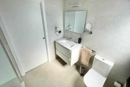 Apartamento De 3 Dormitorios Piscina Y Parking Calpe Luaran gambar