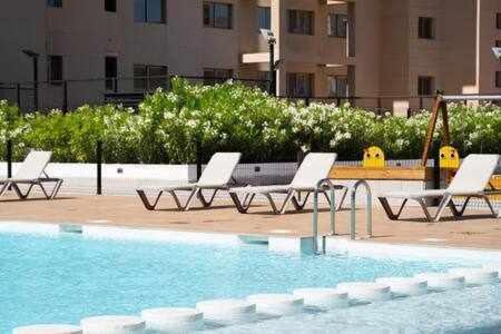 Apartamento De 3 Dormitorios Piscina Y Parking Calpe Luaran gambar