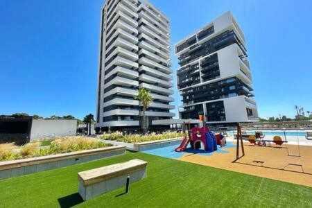 Apartamento De 3 Dormitorios Piscina Y Parking Calpe Luaran gambar